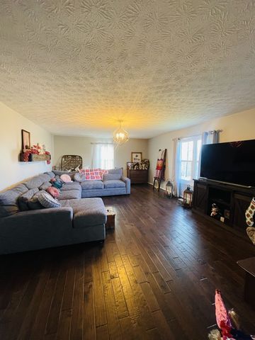 321 Goodridge Rd, Woodbury, TN 37190