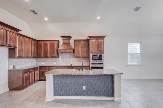 712 Lake Sierra Way, Little Elm, TX 75068