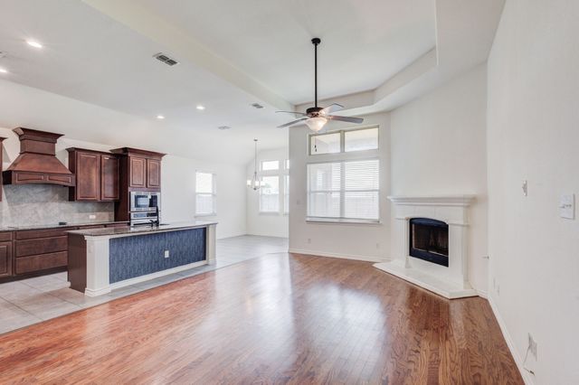 712 Lake Sierra Way, Little Elm, TX 75068