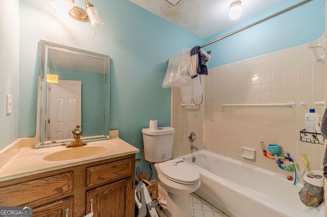 2128 Pinehurst Lane, Snellville, GA 30078