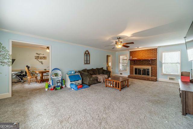 2128 Pinehurst Lane, Snellville, GA 30078