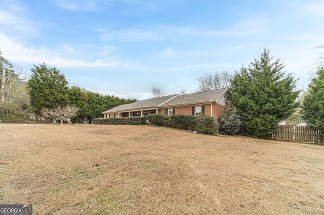 2128 Pinehurst Lane, Snellville, GA 30078