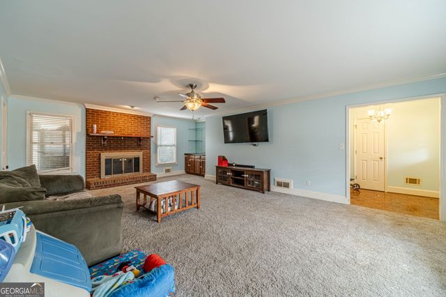 2128 Pinehurst Lane, Snellville, GA 30078