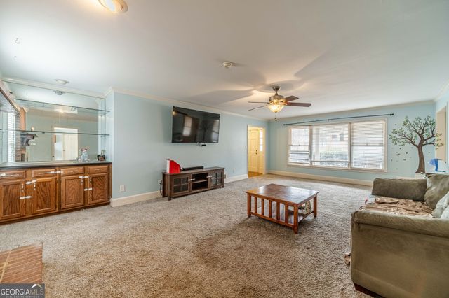 2128 Pinehurst Lane, Snellville, GA 30078