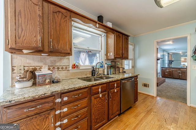 2128 Pinehurst Lane, Snellville, GA 30078