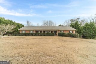 2128 Pinehurst Lane, Snellville, GA 30078