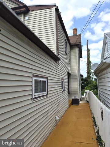 1312 4TH ST, Enola, PA 17025