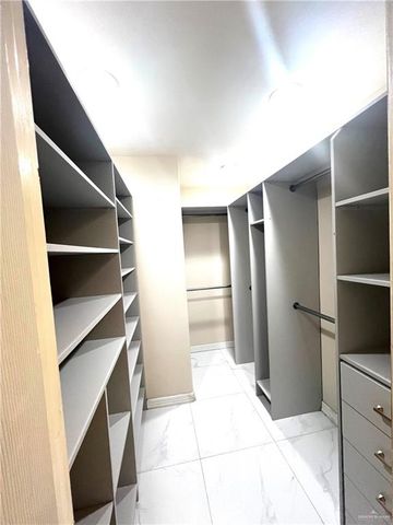 805 E Ithaca Avenue, Mcallen, TX 78501