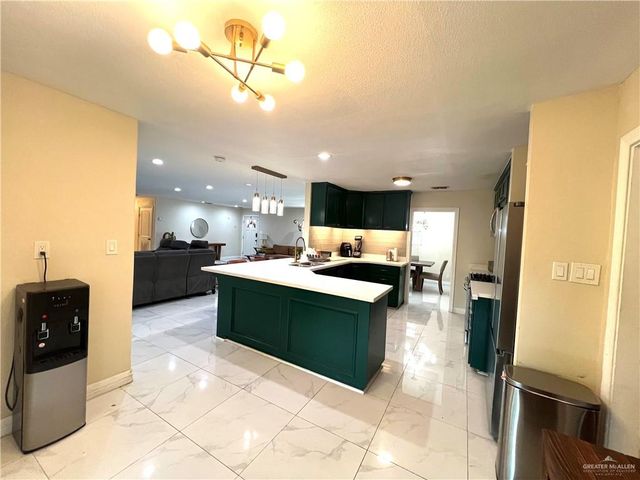 805 E Ithaca Avenue, Mcallen, TX 78501
