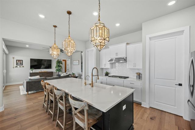 249 Crimson Sky CT, Dripping Springs, TX 78620