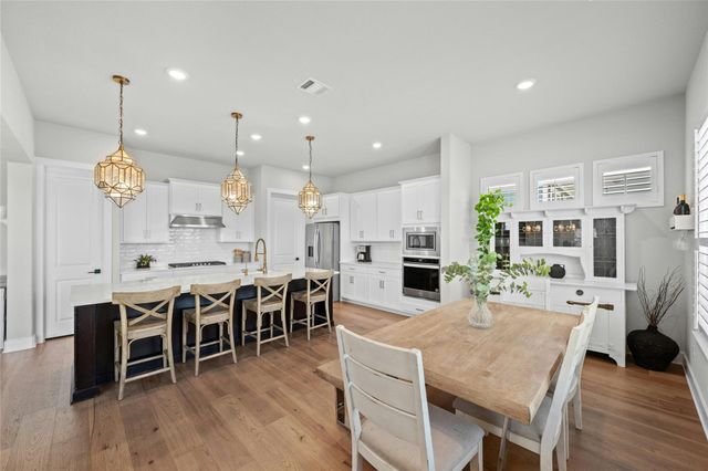 249 Crimson Sky CT, Dripping Springs, TX 78620