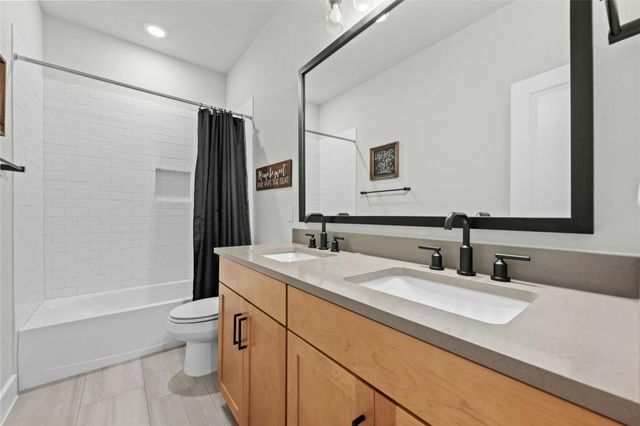 249 Crimson Sky CT, Dripping Springs, TX 78620