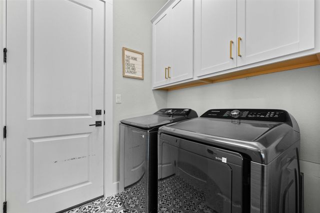 249 Crimson Sky CT, Dripping Springs, TX 78620