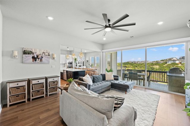 249 Crimson Sky CT, Dripping Springs, TX 78620