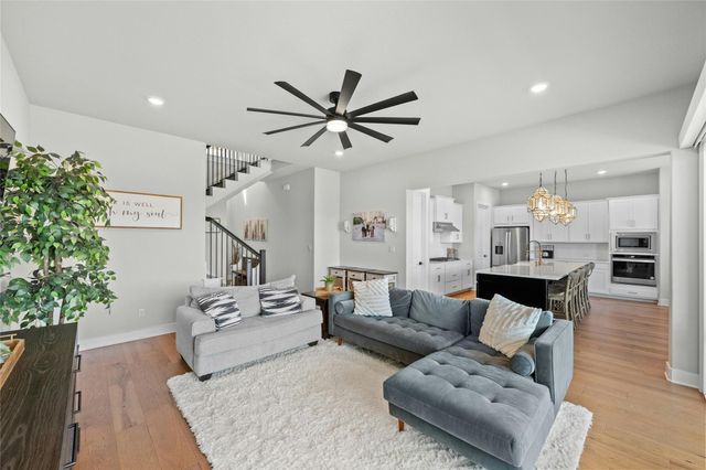 249 Crimson Sky CT, Dripping Springs, TX 78620