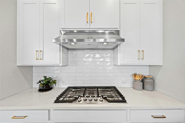 249 Crimson Sky CT, Dripping Springs, TX 78620