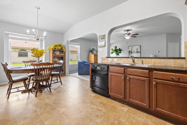 2712 Bluffstone DR, Round Rock, TX 78665