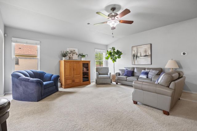 2712 Bluffstone DR, Round Rock, TX 78665
