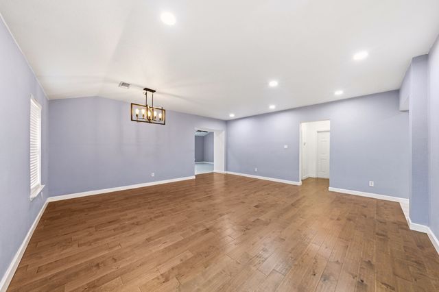 2008 Archer Drive, Grand Prairie, TX 75052