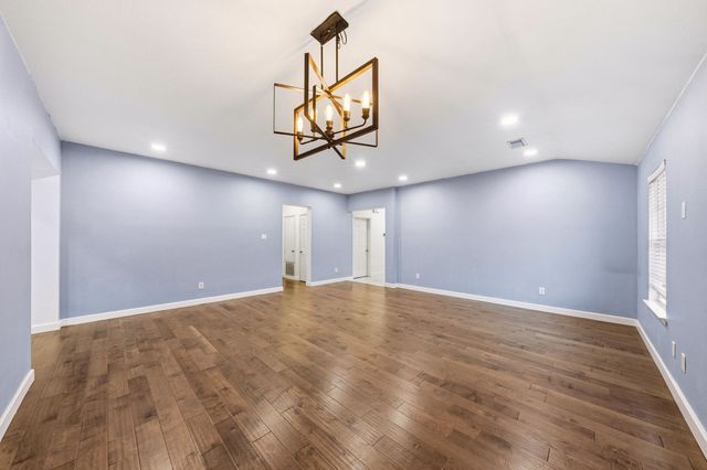 2008 Archer Drive, Grand Prairie, TX 75052