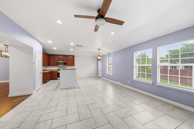 2008 Archer Drive, Grand Prairie, TX 75052