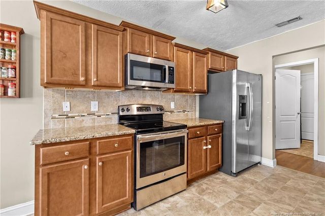 3365 N Fork Lane, Hope Mills, NC 28348