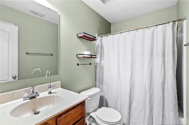 3365 N Fork Lane, Hope Mills, NC 28348