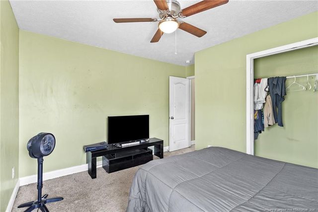 3365 N Fork Lane, Hope Mills, NC 28348