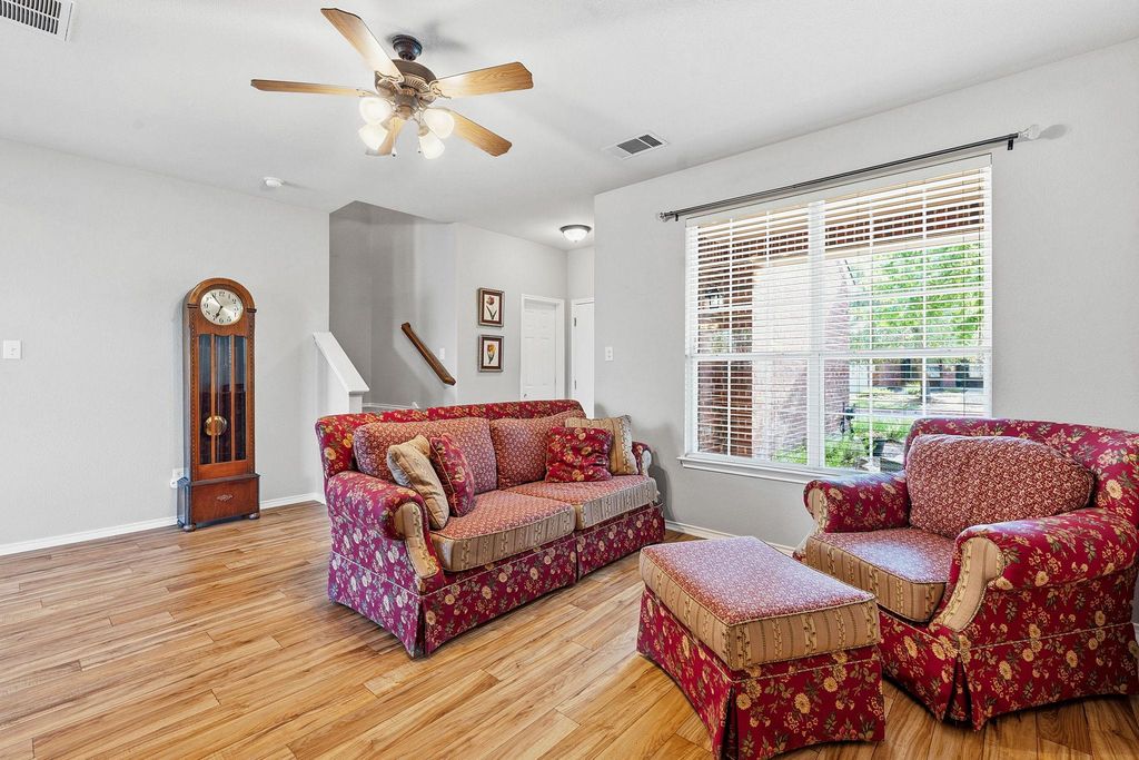 34 Verde Ranch LOOP, Leander, TX 78641