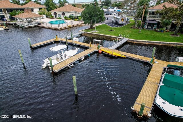 14750 BEACH Boulevard 75, Jacksonville, FL 32250