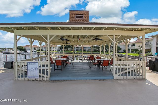 14750 BEACH Boulevard 75, Jacksonville, FL 32250