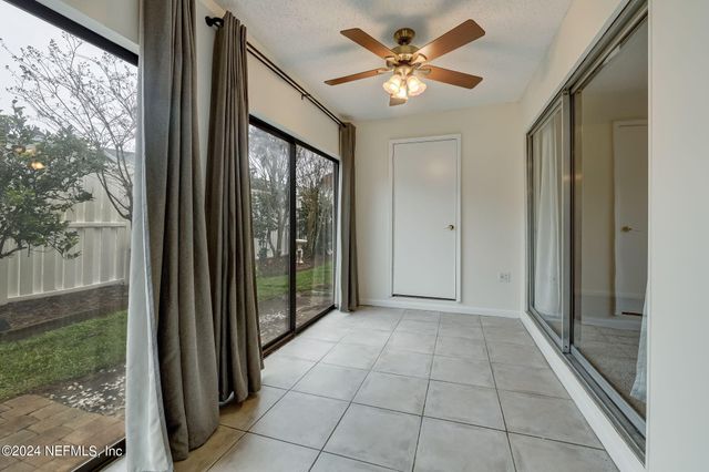 14750 BEACH Boulevard 75, Jacksonville, FL 32250