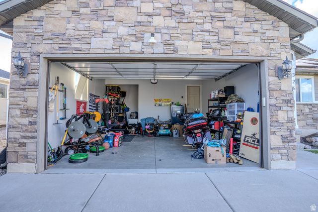 325 W 160 N, Clearfield, UT 84015