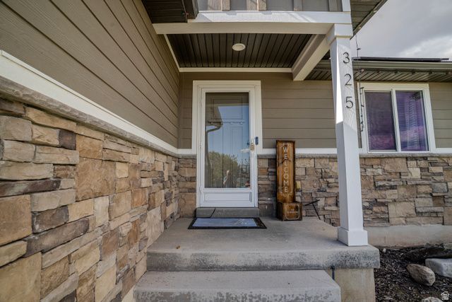 325 W 160 N, Clearfield, UT 84015