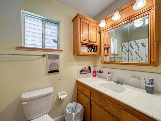 2514 16th Avenue N, Texas City, TX 77590
