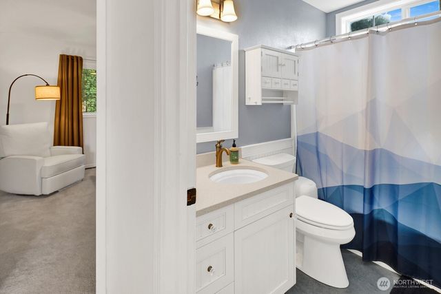1715 Village Drive, Lynden, WA 98264
