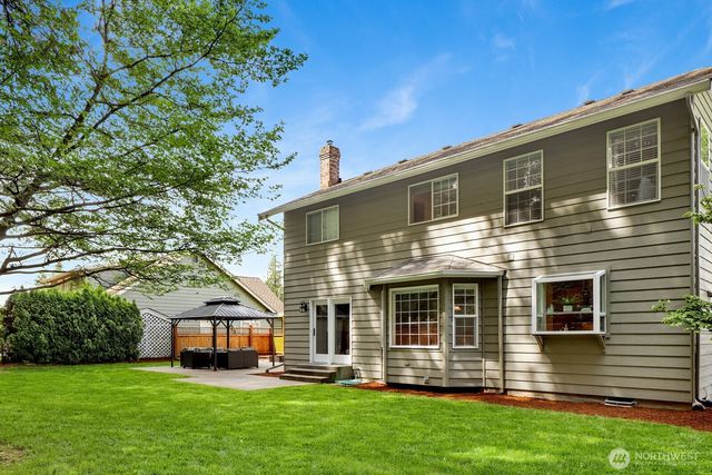 1715 Village Drive, Lynden, WA 98264