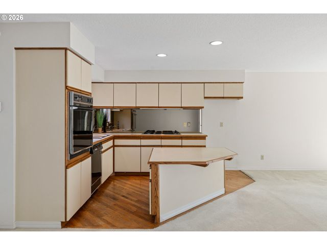 1281 Nw WEYBRIDGE Way, Beaverton, OR 97006