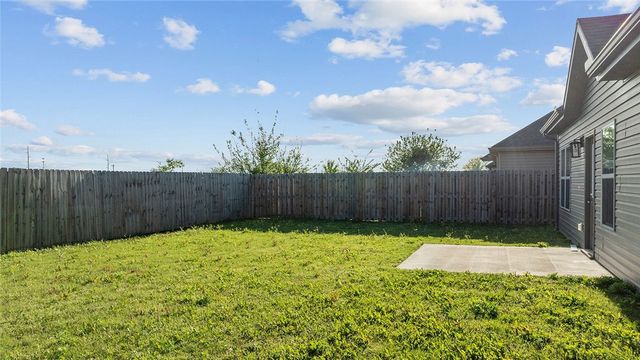 1111 Pebble Pass, Centerton, AR 72719