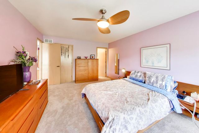 723 N Walden Drive, Palatine, IL 60067