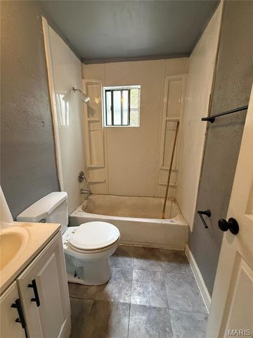 3152 Winnebago Street, St Louis, MO 63118