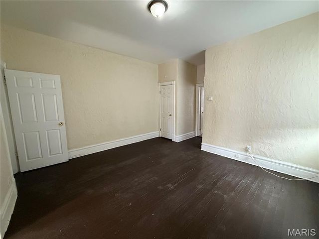 3152 Winnebago Street, St Louis, MO 63118
