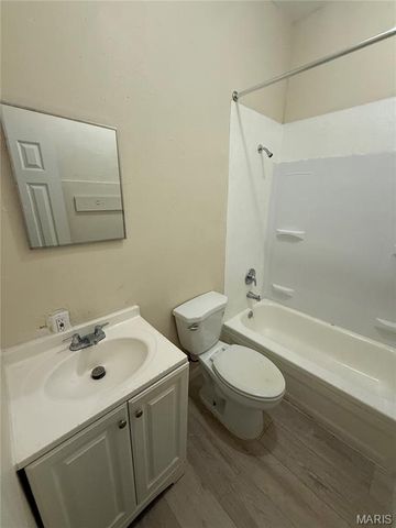 3152 Winnebago Street, St Louis, MO 63118