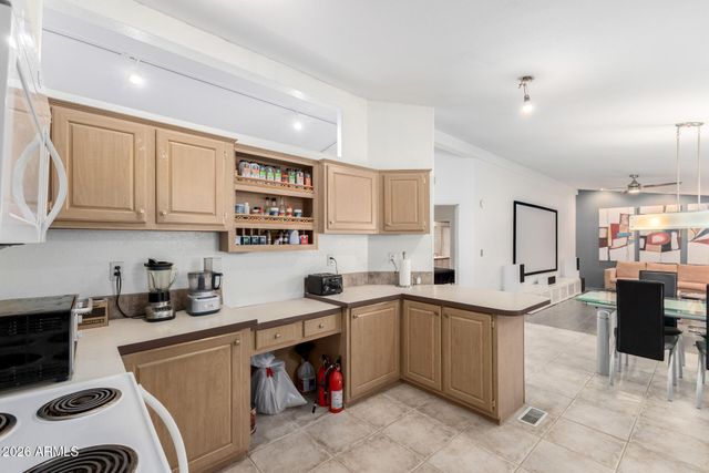 50150 W JULIE Lane W, Maricopa, AZ 85139