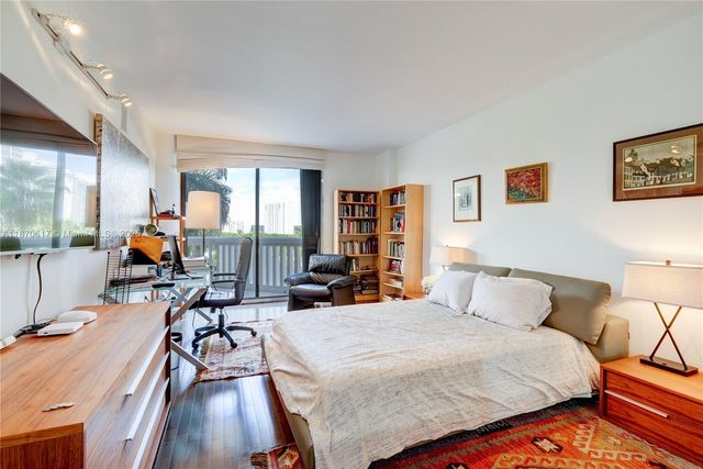 2000 Island Blvd 710, Aventura, FL 33160