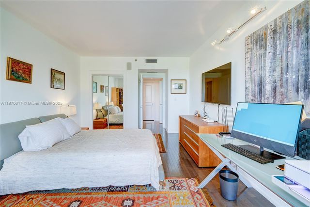 2000 Island Blvd 710, Aventura, FL 33160