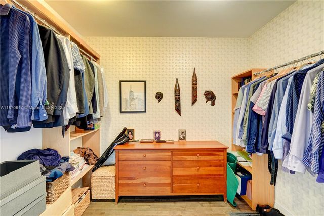 2000 Island Blvd 710, Aventura, FL 33160