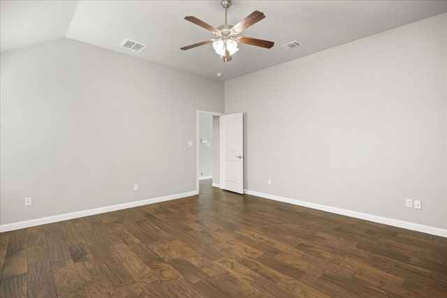 107 Donna Circle, Granbury, TX 76049