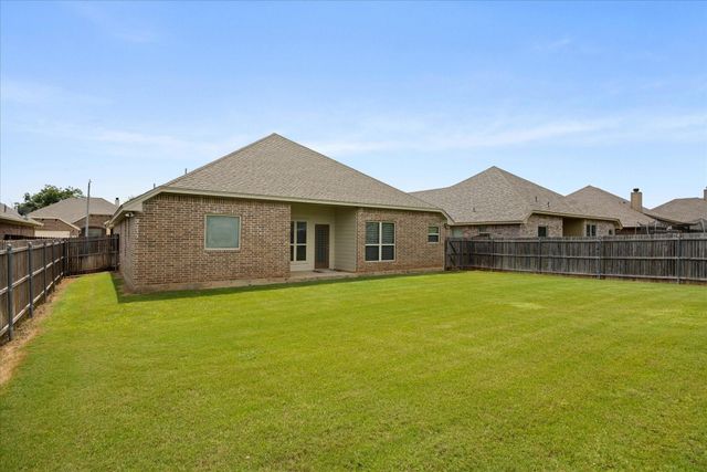 107 Donna Circle, Granbury, TX 76049