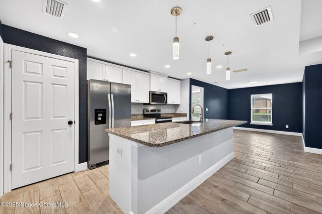 1146 Siboney Street NW, Palm Bay, FL 32907